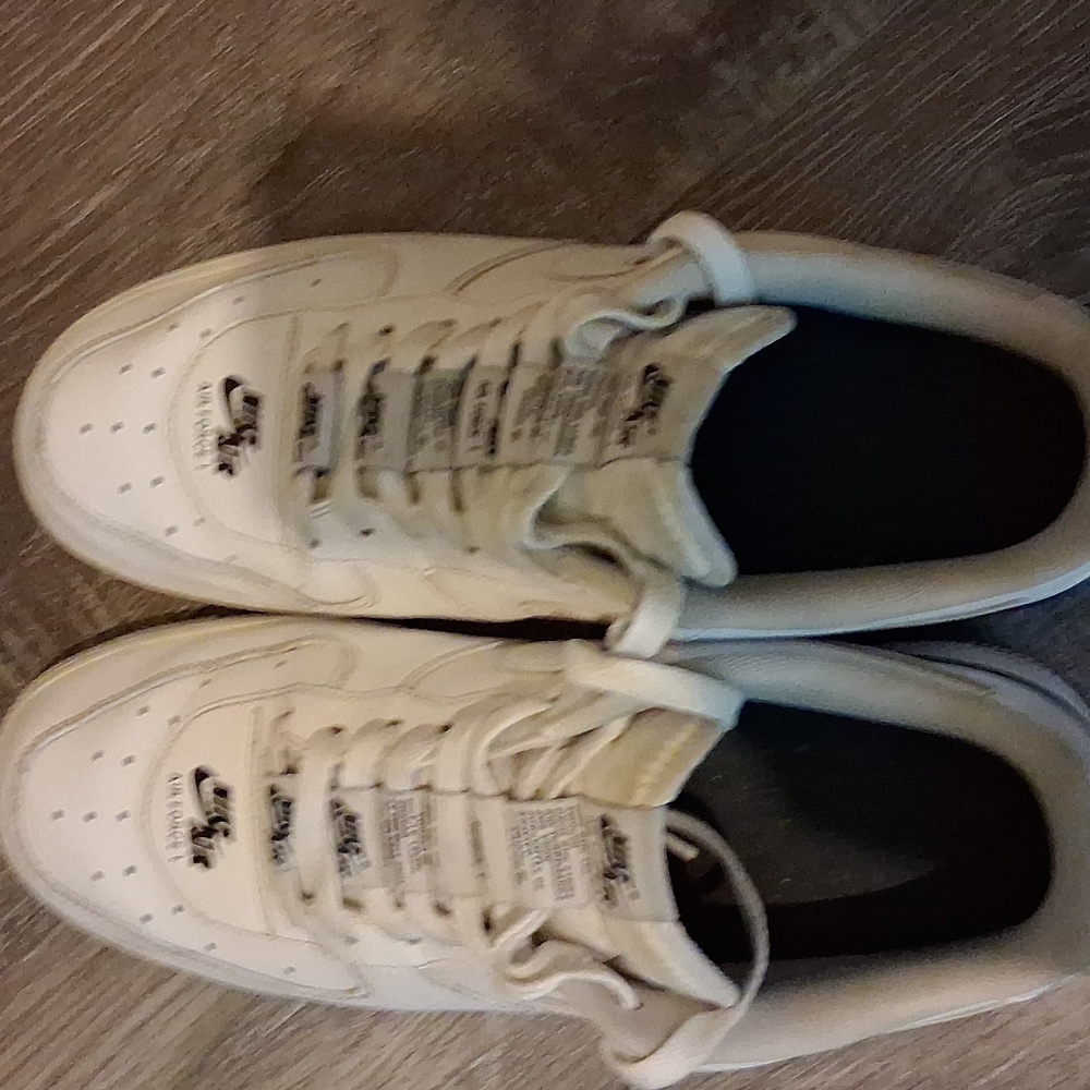 Nike AF1s - Picture 6 of 9